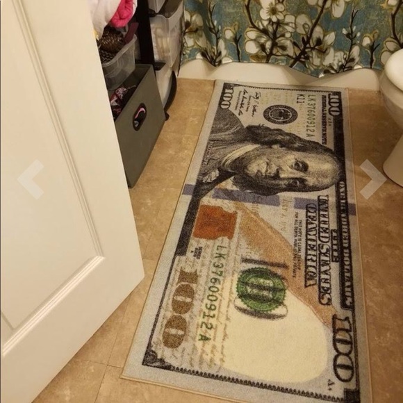 Blue Face Dollar Rug - Picture 2 of 2